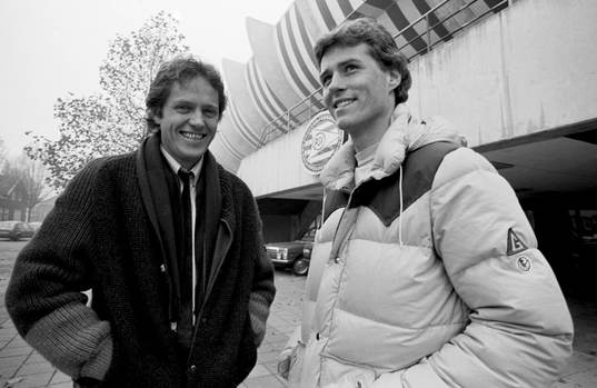 Glenn Hysén, Proffsdebut, PSV Eindhoven