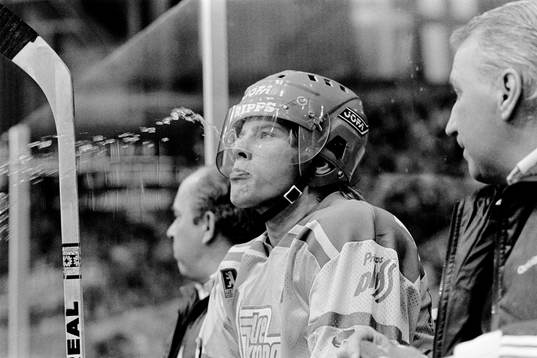 Ulf Samuelsson, Sverige