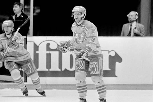Tommy Samuelsson, Sverige