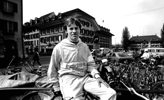 Hans Dahlkvist, Sverige
