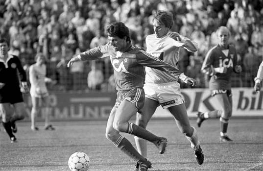 Bläddra bland fler bilder av Fotboll, Svenska Cupen, Kvartsfinal, Malmö FF - IFK Göteborg