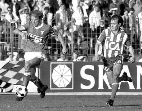 Thomas Sunesson, Malmö jagas av Stig Fredriksson, Göteborg