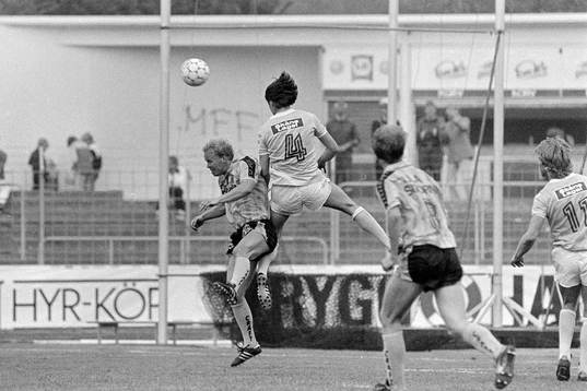 Thomas Ahlström, Elfsborg i en nickduell