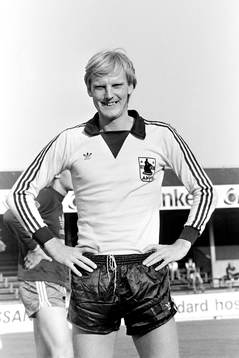Ulf Eriksson, Sverige i sin klubbtröja