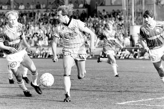Tommy Hansson, Malmö med bollen