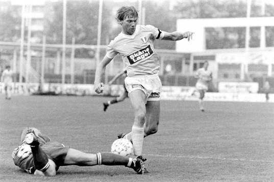 Thomas Sunesson, Malmö i kamp om bollen