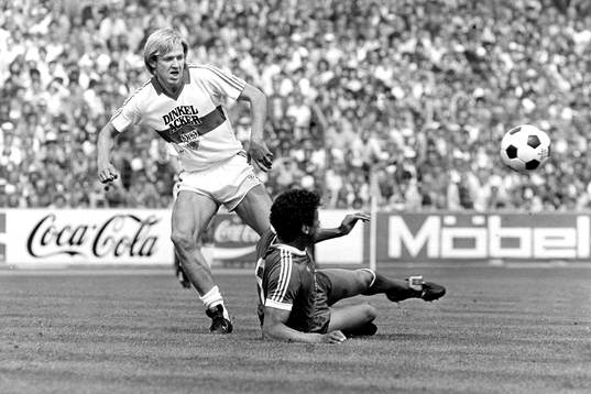 Dan Corneliusson, Stuttgart