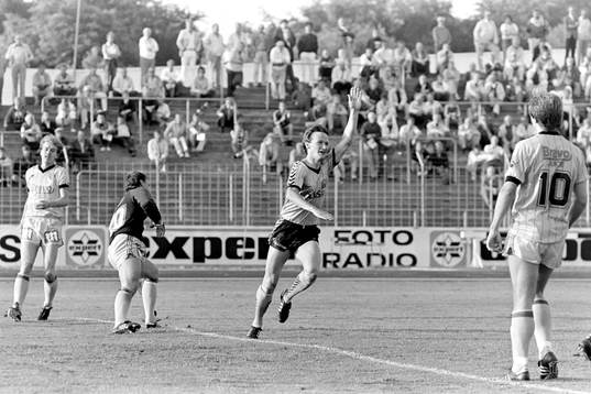 Ulf Carlsson, Häcken jublar