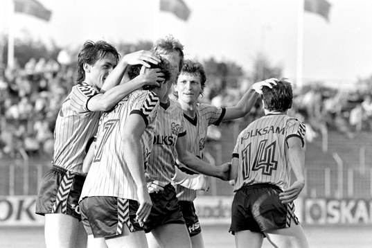 Ulf Carlsson, Häcken kramas om