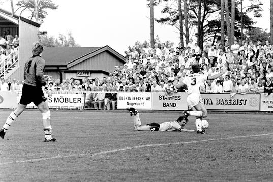 Flemming Pehrson, Mjällby framför trelleborgs målvakt