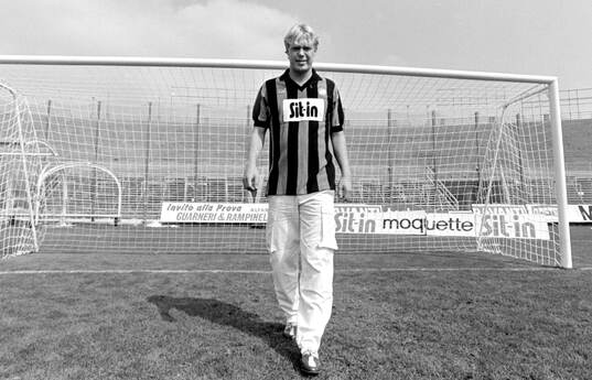Lars Larsson of Atalanta
