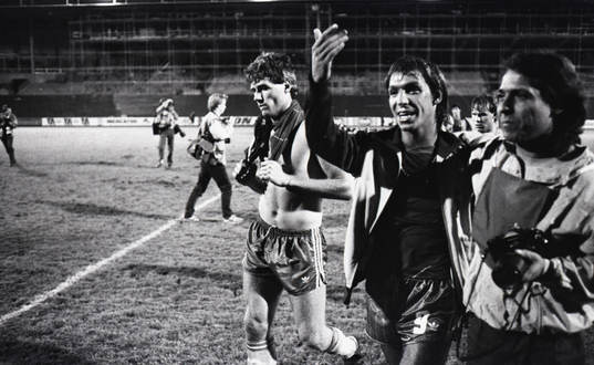 Glenn Hysen, Sverige, depp och Gomes, Portugal, jubel,