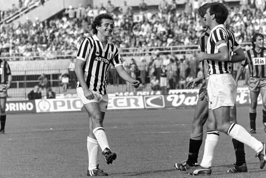 Juventus - Atalanta: Michel Platini and Gaetano Scirea of