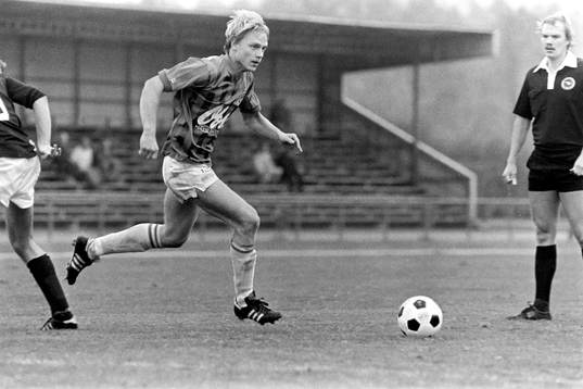 Fotboll, Div 3 Sydöstra Götaland, Hässleholms IF -