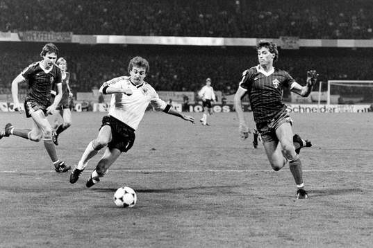 Rudi Völler, Västtyskland mellan Sven Dahlkvist och Glenn