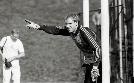 Thomas Ravelli, målvakt