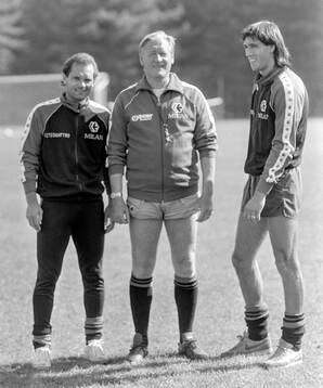 Milans manager Nils Liedholm with english players Ray