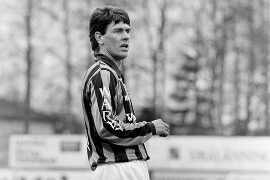 Steve Gardner, Gais