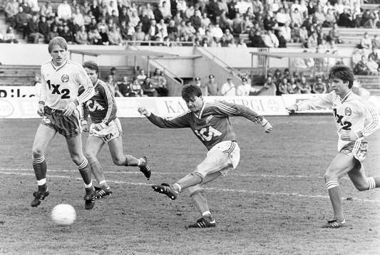 Halmstads Peter Andersson gör 1-0 till hemmalaget