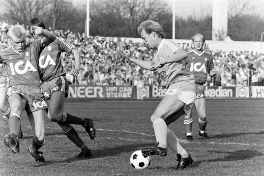 Mats Magnusson, Malmö tar sig förbi göteborgs Peter