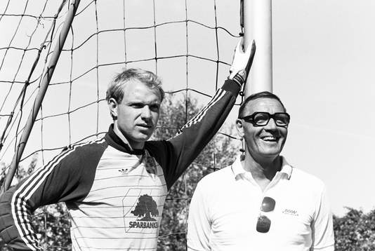 Fotboll, Sverige, målvakter. Thomas Ravelli och Kalle