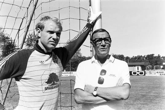 Fotboll, Sverige, målvakter. Thomas Ravelli och Kalle