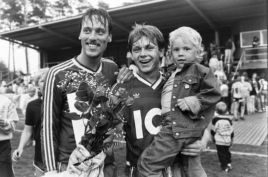 Morgan Hansson och Ronnie Persson, Öster med sin treårige