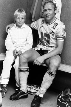 Sven-Bertil Andersson, Mjällby i omklädningsrummet