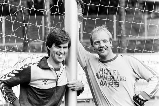 Kurt-Arne Bergstrand och John Mikkelsen, målvakt i Markaryd