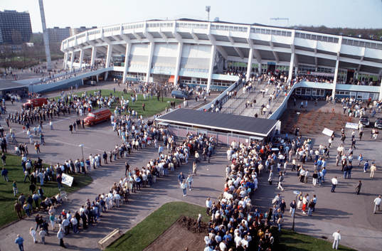 Fotboll, Översikt, Exteriör, Malmö Stadion