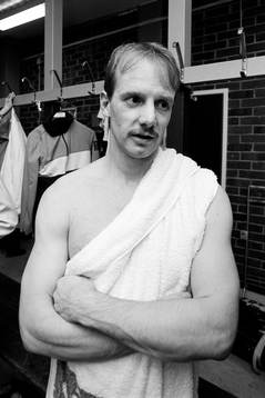 Tore Ökvist, Björklöven i omklädningsrummet
