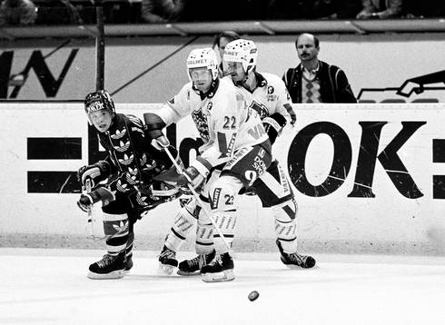 Peter Edström och Tore Ökvist, Björklöven stoppar en