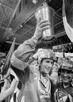 Kent-Erik Andersson, Färjestad jublar