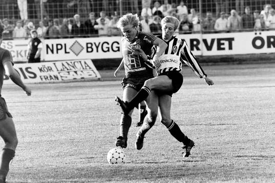 Kamp om bollen