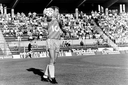 Thomas Ravelli, målvakt, Öster