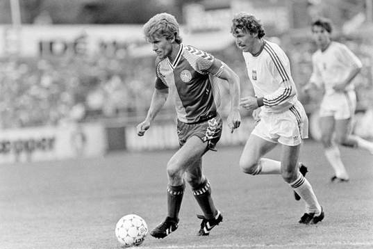Morten Olsen, Danmark med bollen