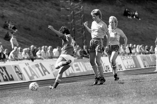 Lena Videkull täcker en fransyska