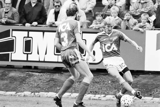 Lars Ytterbom, Halmstad med bollen