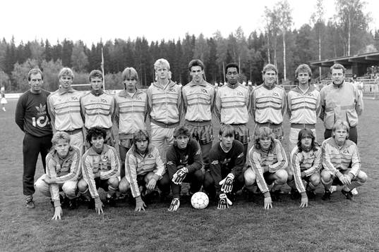 bakre fr.v. Bengt Simonsson, tränare, Hans Eklund, Mikael