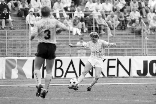 Leif Engqvist, Malmö med bollen