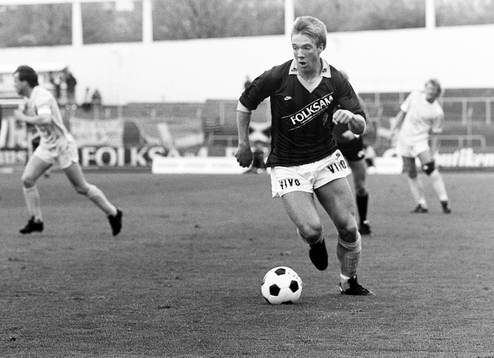 Kim Bergstrand, AIK med bollen