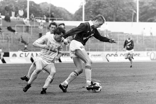 Thomas Lundmark, AIK attackeras av malmös Ingemar