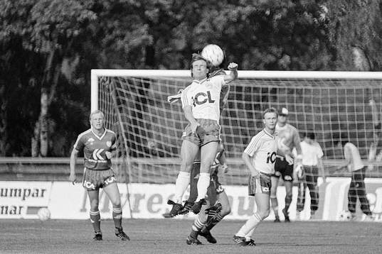 Hans Holmqvist, Hammarby i en nickduell