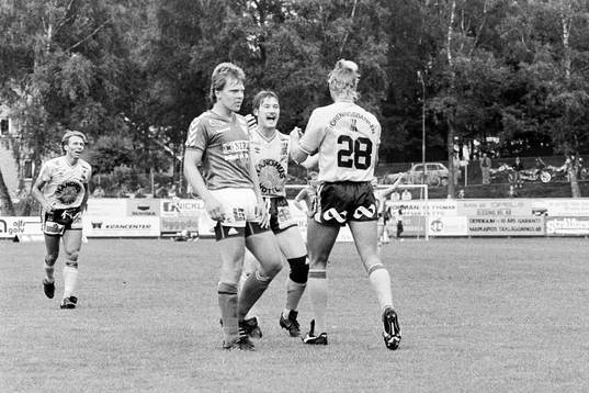 Patrik Lennartsson och Mjällby jublar