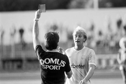 Mats Magnusson, Malmö varnas av domare Rolf Ericsson,