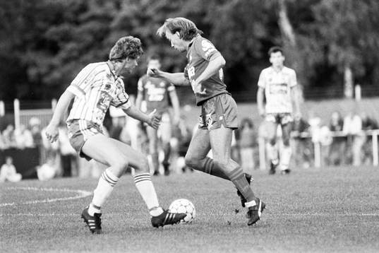 Sammy McIlroy, Örgryte med bollen