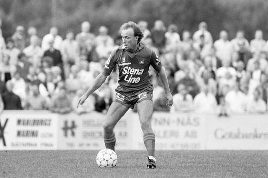 Sammy McIlroy, Örgryte med bollen