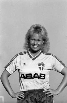 Gunilla Axén