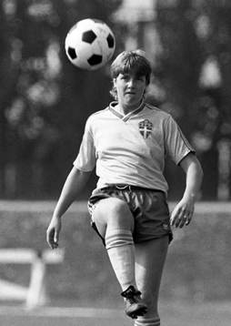 Pia Sundhage trixar