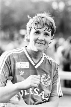 Pia Sundhage, Hammarby